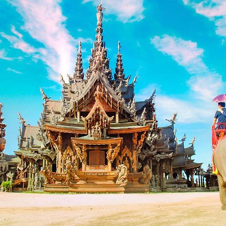 Central Pattaya Fully Equipped Condo Next To Beach 외부 사진
